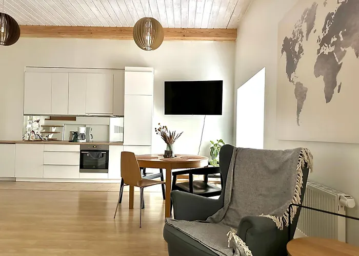 Cozy Studio Apartment Central